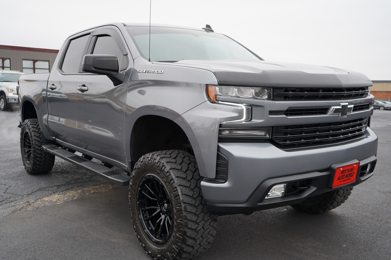 Chevrolet Silverado 1500 4WD Crew Cab 147" RST 2021