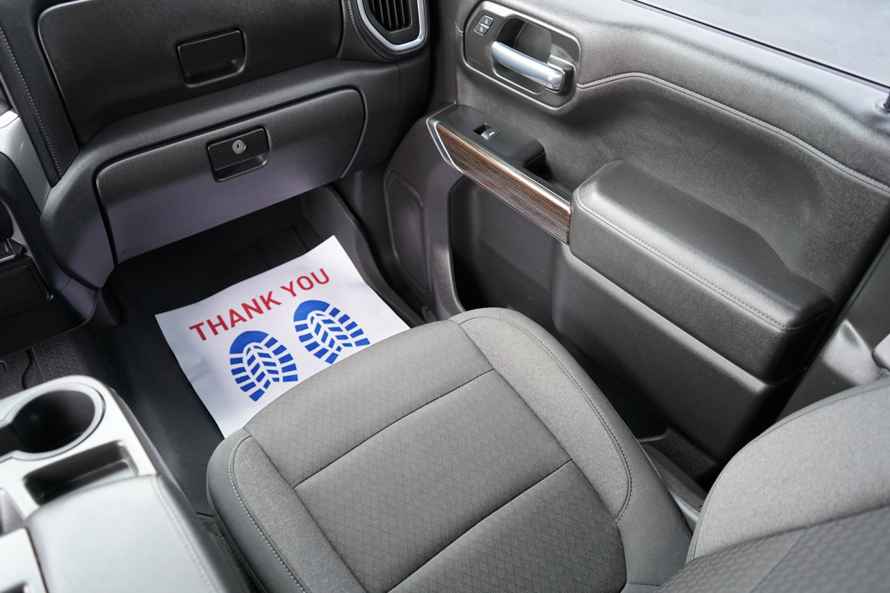 Chevrolet Silverado 1500 4WD Crew Cab 147" RST 2021