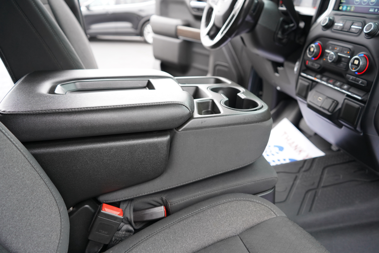 Chevrolet Silverado 1500 4WD Crew Cab 147" RST 2021