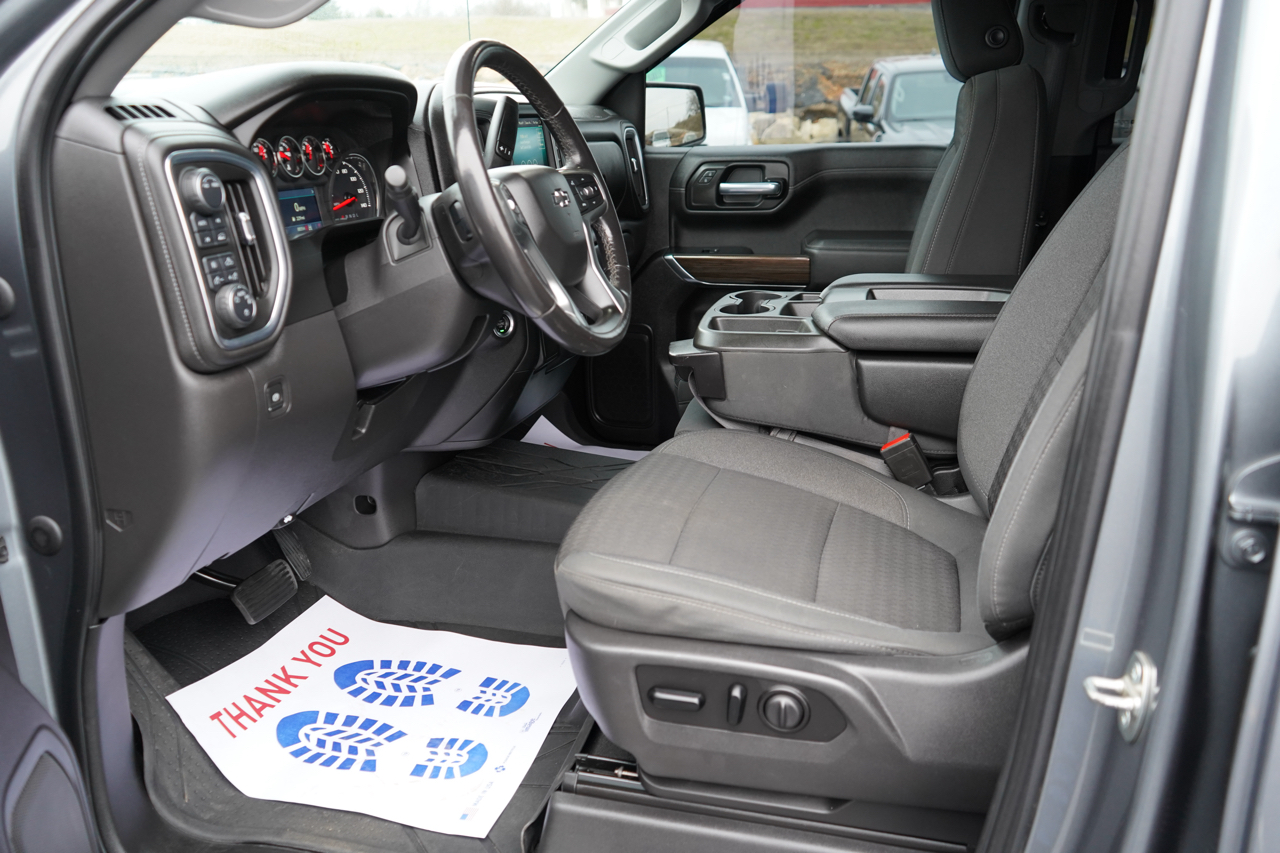 Chevrolet Silverado 1500 4WD Crew Cab 147" RST 2021