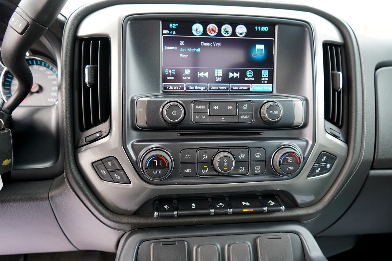 Chevrolet Silverado 1500 LTZ Z71 Double Cab 4WD 2018