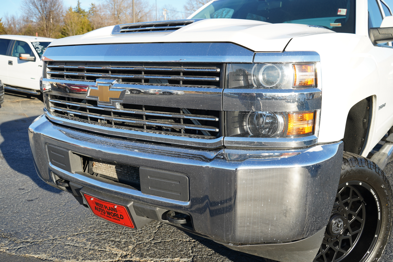 Chevrolet Silverado 2500HD 4WD Crew Cab 153.7" LT 2017