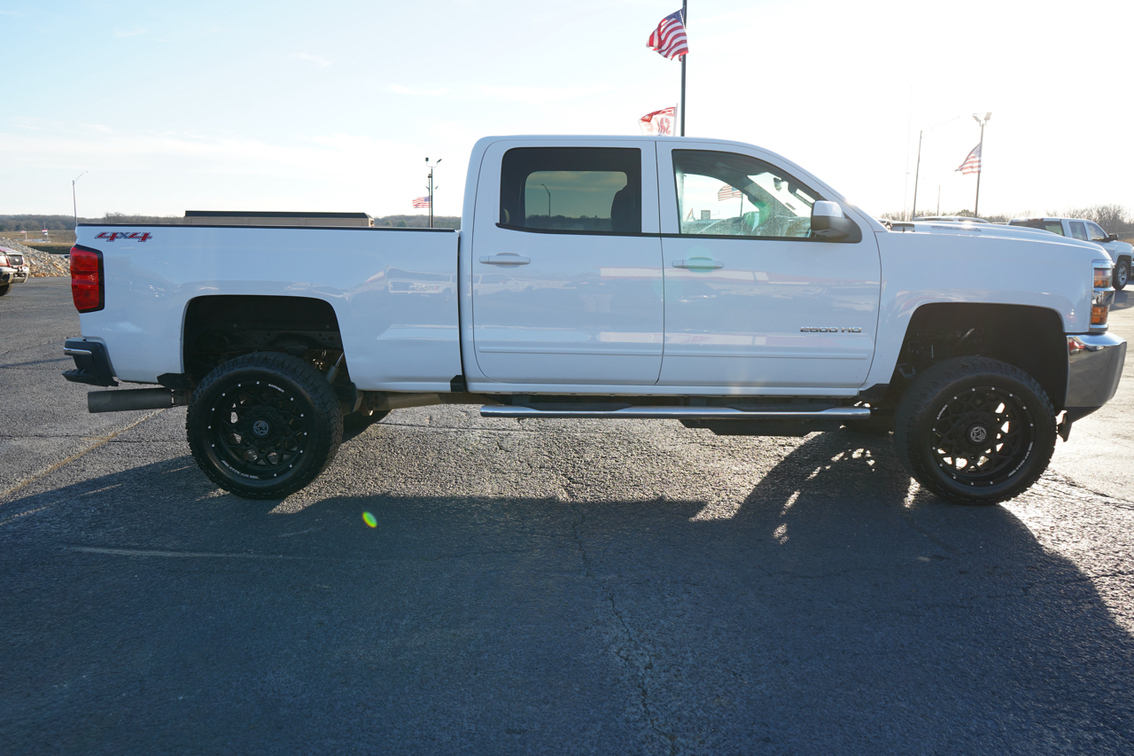 Chevrolet Silverado 2500HD 4WD Crew Cab 153.7" LT 2017