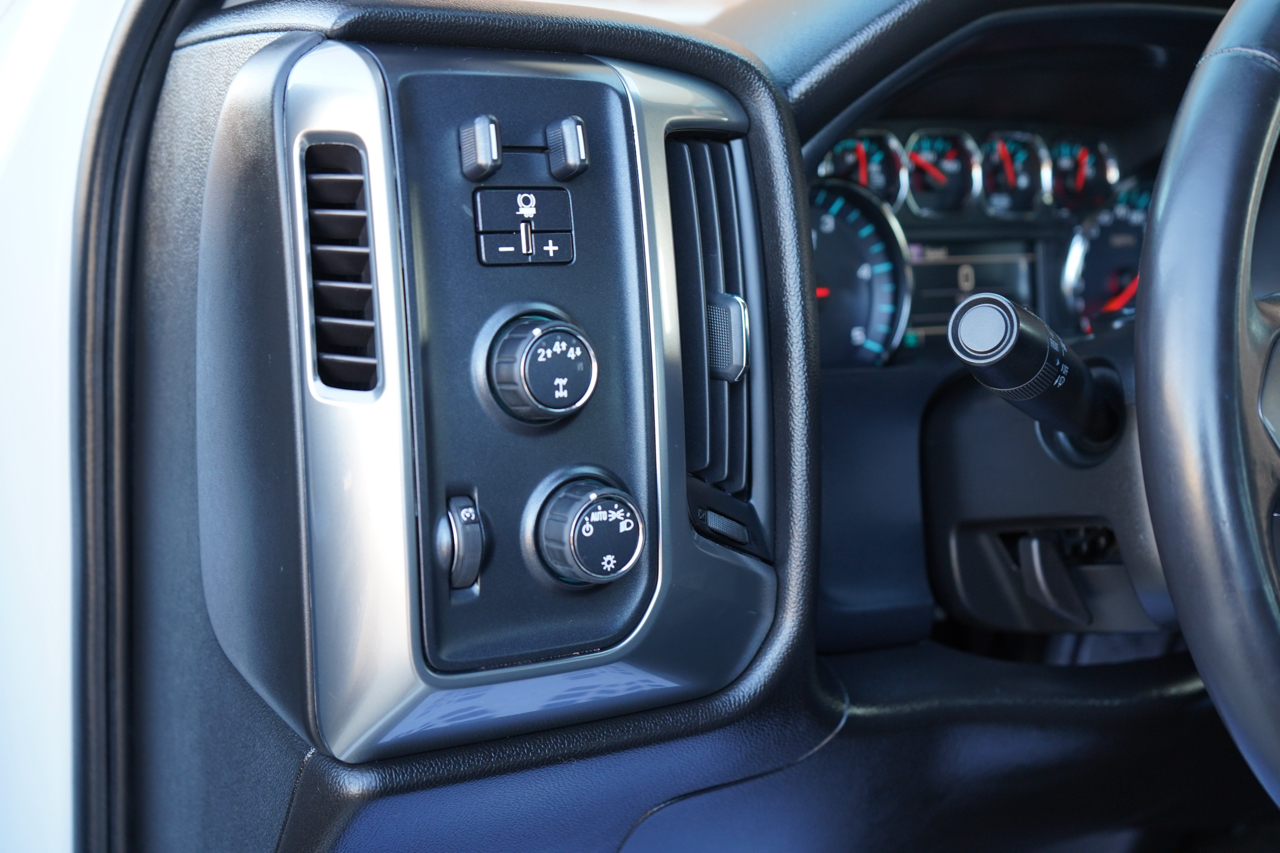 Chevrolet Silverado 2500HD 4WD Crew Cab 153.7" LT 2017