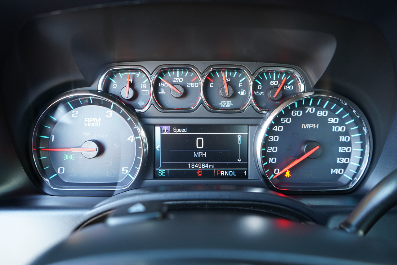 Chevrolet Silverado 2500HD 4WD Crew Cab 153.7" LT 2017