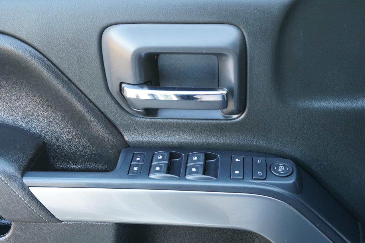 Chevrolet Silverado 2500HD 4WD Crew Cab 153.7" LT 2017