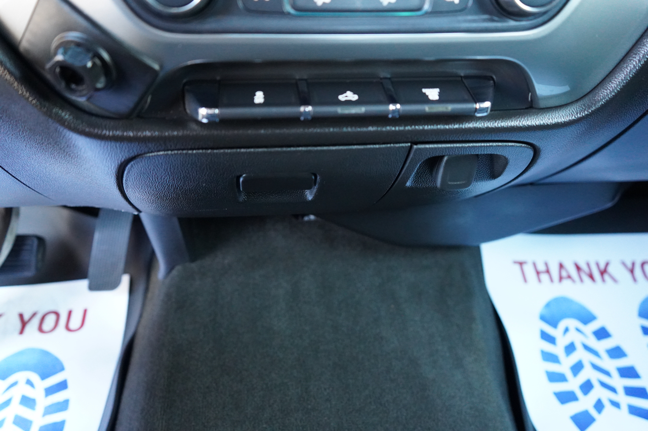 Chevrolet Silverado 2500HD 4WD Crew Cab 153.7" LT 2017