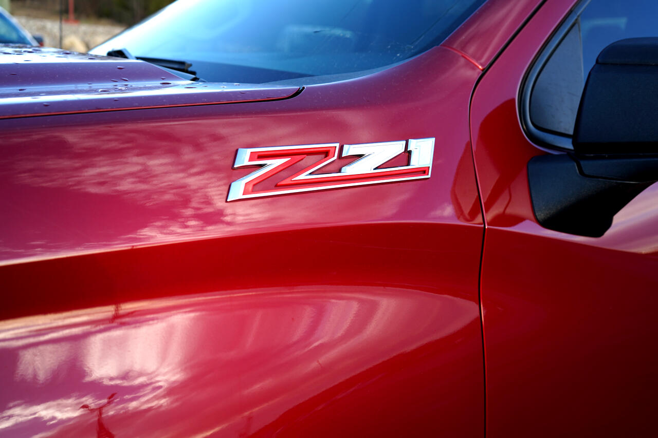 Chevrolet Silverado 1500 4WD Crew Cab 147" Custom Trail Boss 2020