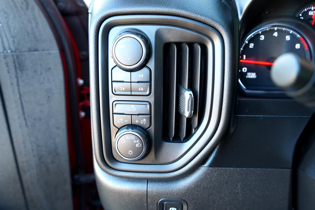 Chevrolet Silverado 1500 4WD Crew Cab 147" Custom Trail Boss 2020