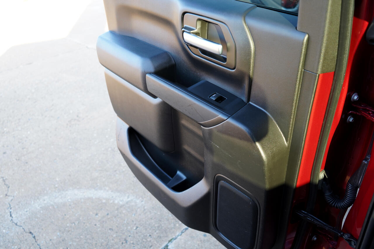 Chevrolet Silverado 1500 4WD Crew Cab 147" Custom Trail Boss 2020