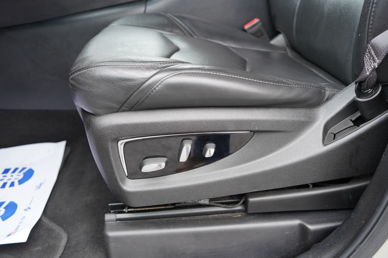 Cadillac Escalade 4WD 4dr Luxury 2017