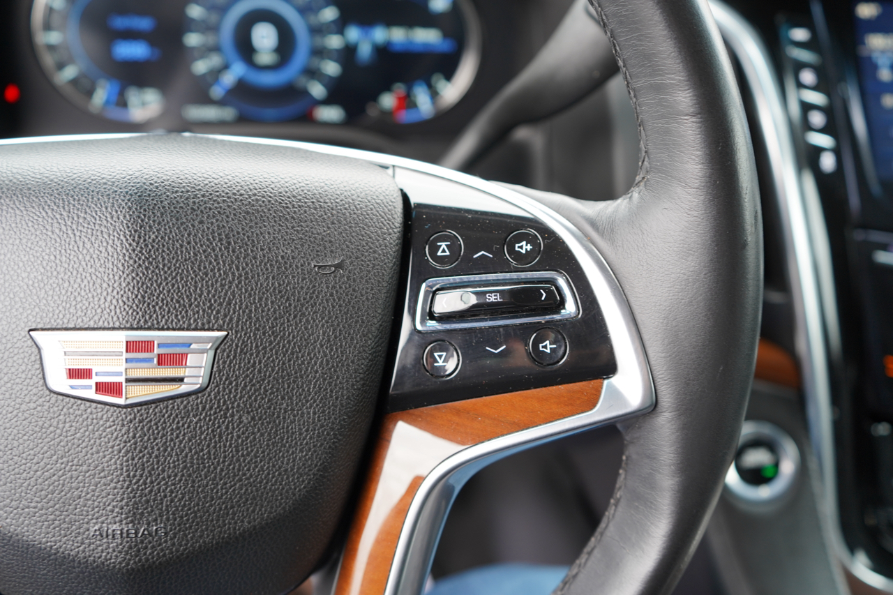 Cadillac Escalade 4WD 4dr Luxury 2017