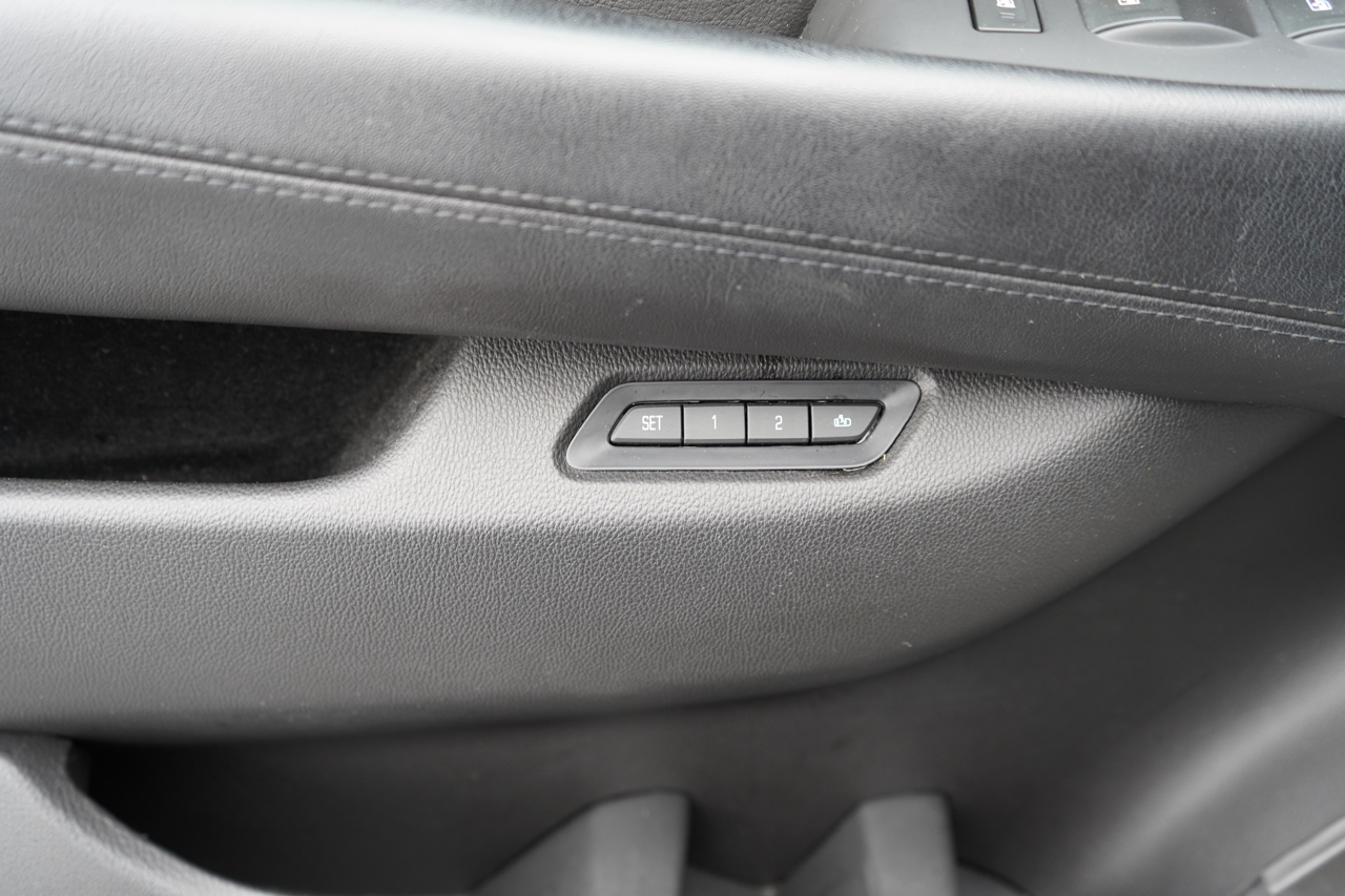 Cadillac Escalade 4WD 4dr Luxury 2017