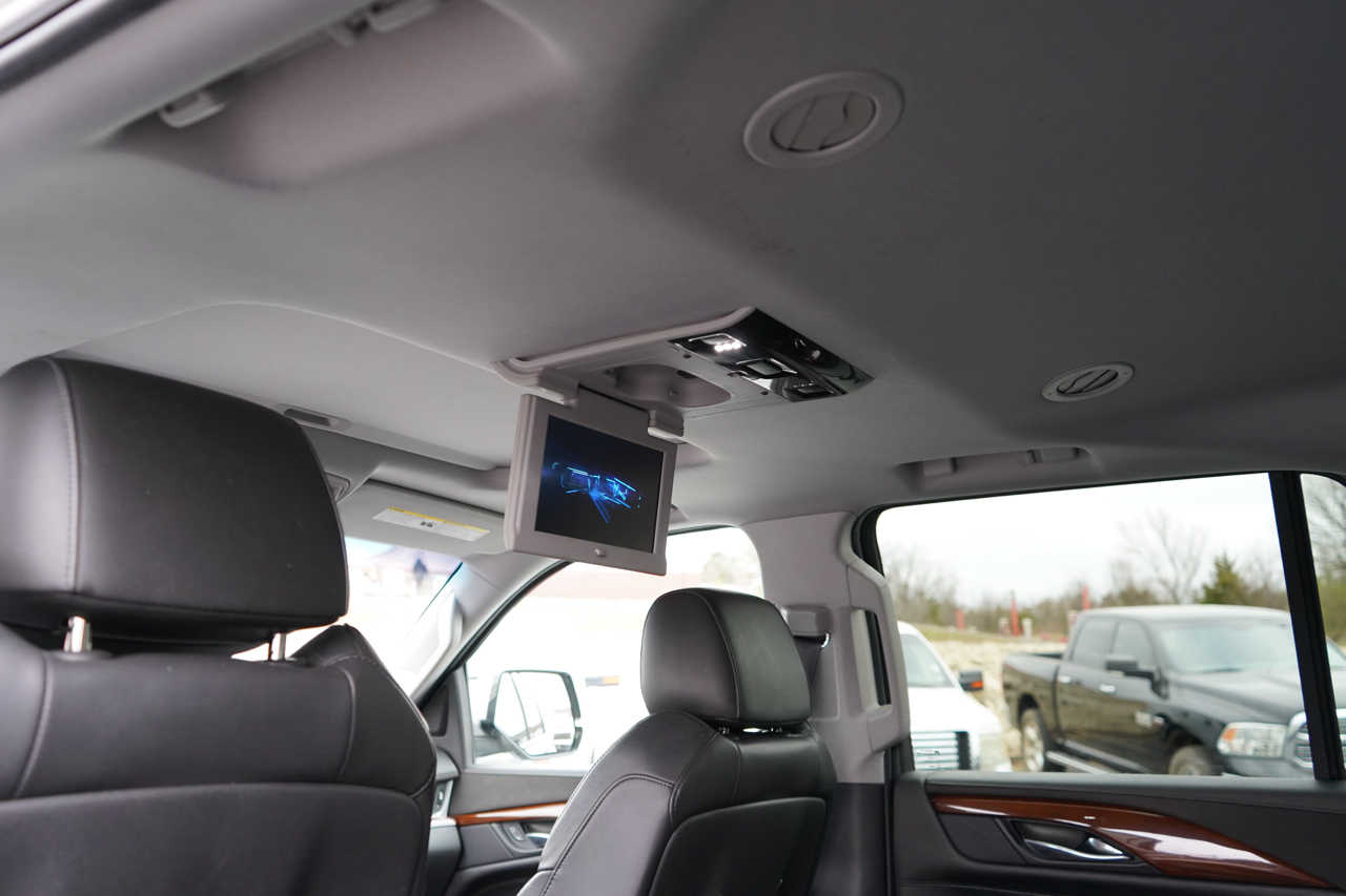 Cadillac Escalade 4WD 4dr Luxury 2017