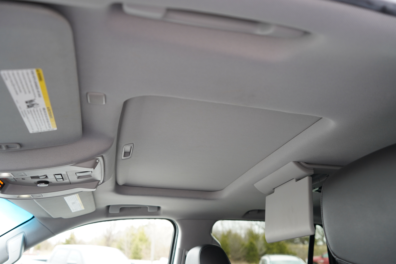 Cadillac Escalade 4WD 4dr Luxury 2017