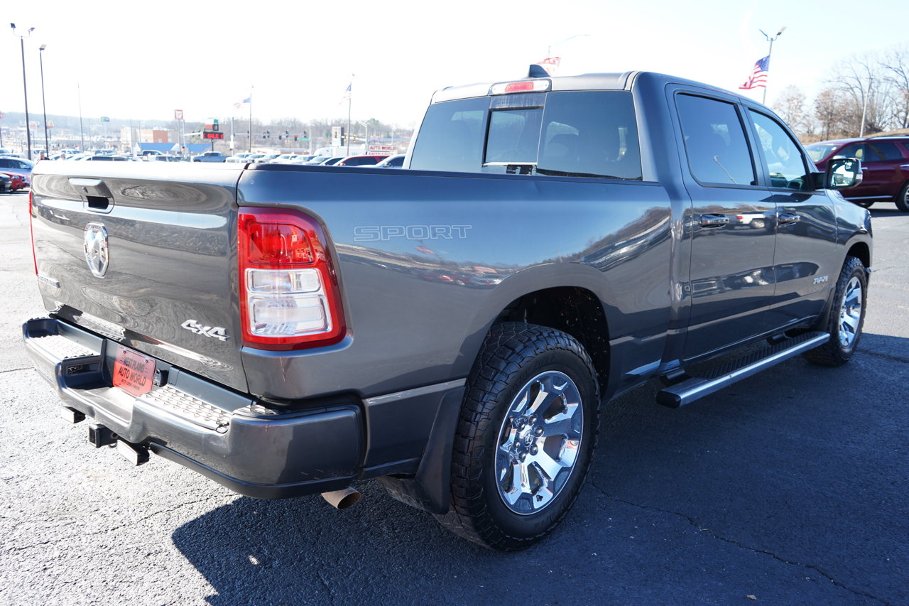 RAM 1500 Big Horn 4x4 Crew Cab 6'4" Box 2022
