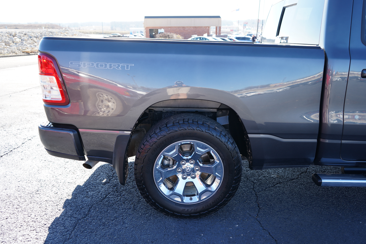 RAM 1500 Big Horn 4x4 Crew Cab 6'4" Box 2022