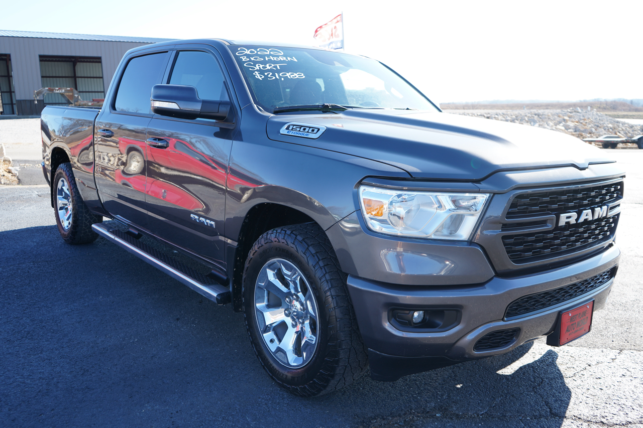 RAM 1500 Big Horn 4x4 Crew Cab 6'4" Box 2022