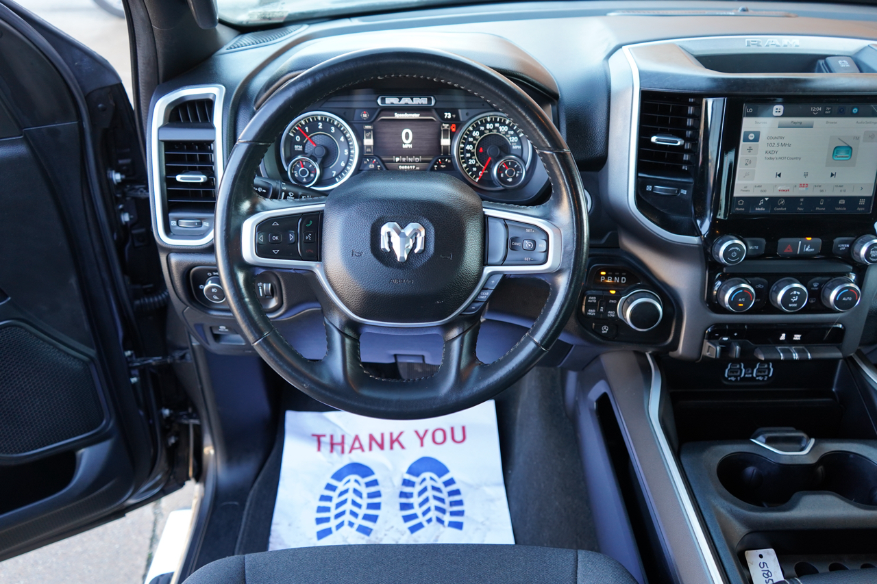 RAM 1500 Big Horn 4x4 Crew Cab 6'4" Box 2022