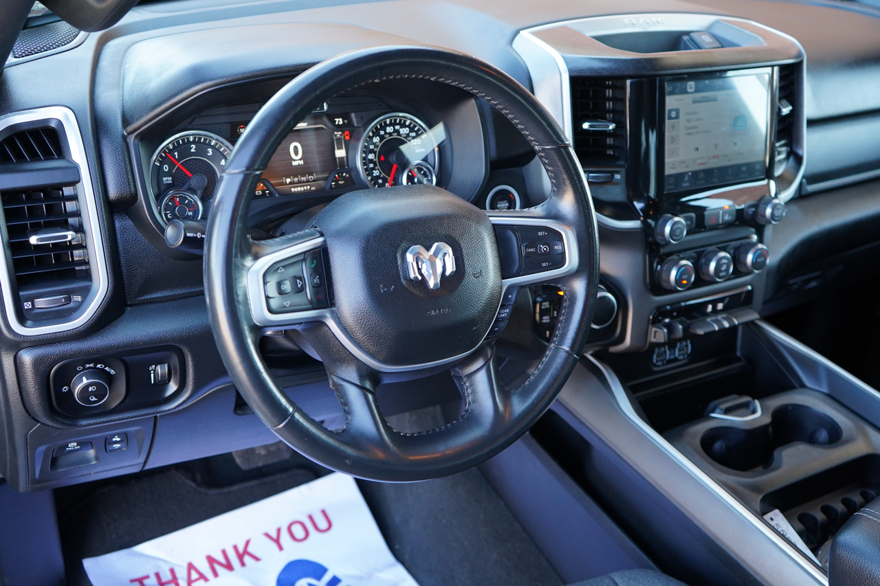 RAM 1500 Big Horn 4x4 Crew Cab 6'4" Box 2022