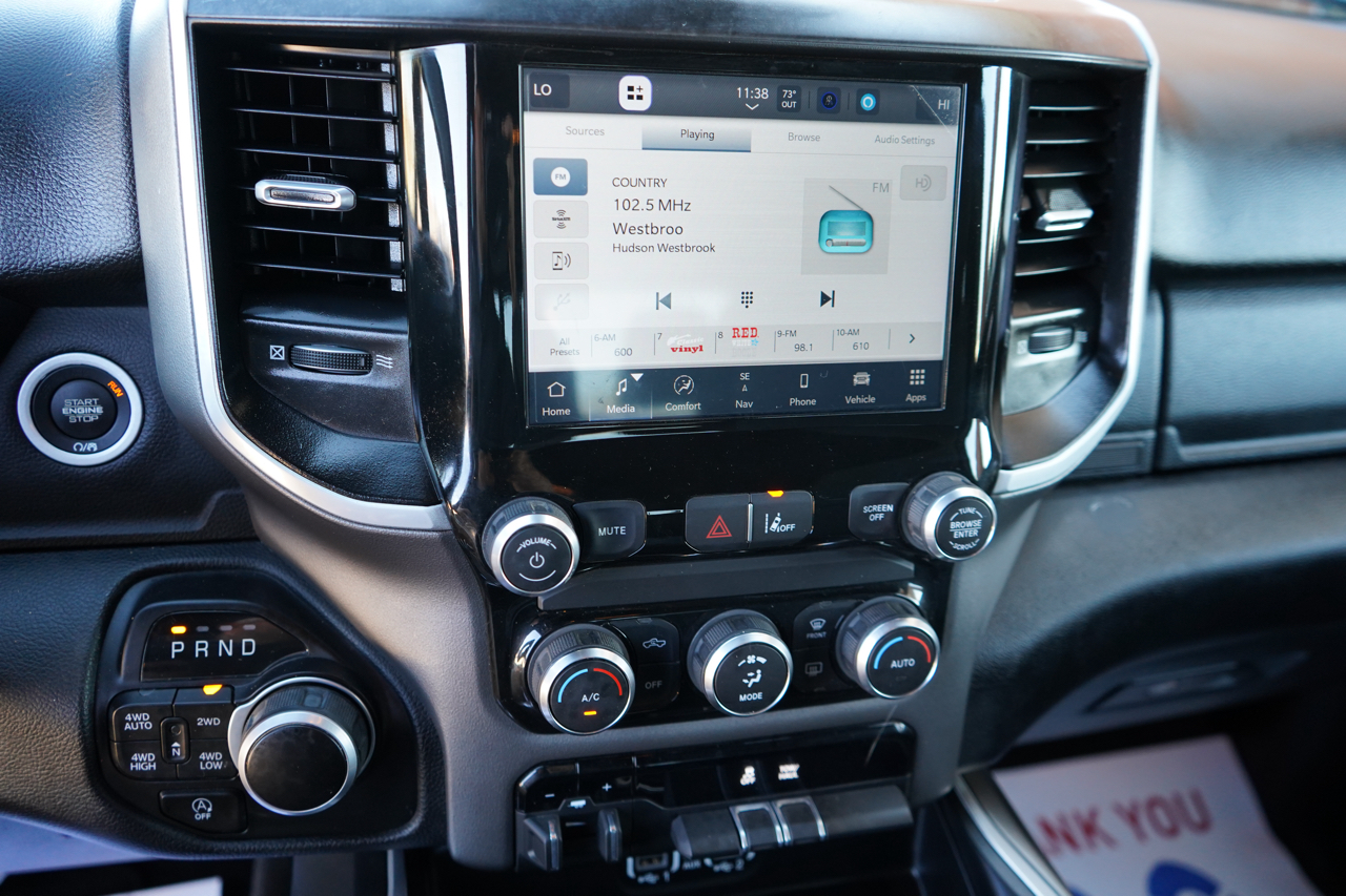 RAM 1500 Big Horn 4x4 Crew Cab 6'4" Box 2022