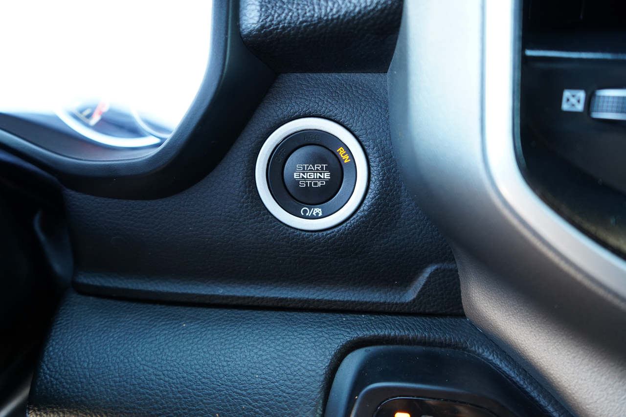 RAM 1500 Big Horn 4x4 Crew Cab 6'4" Box 2022