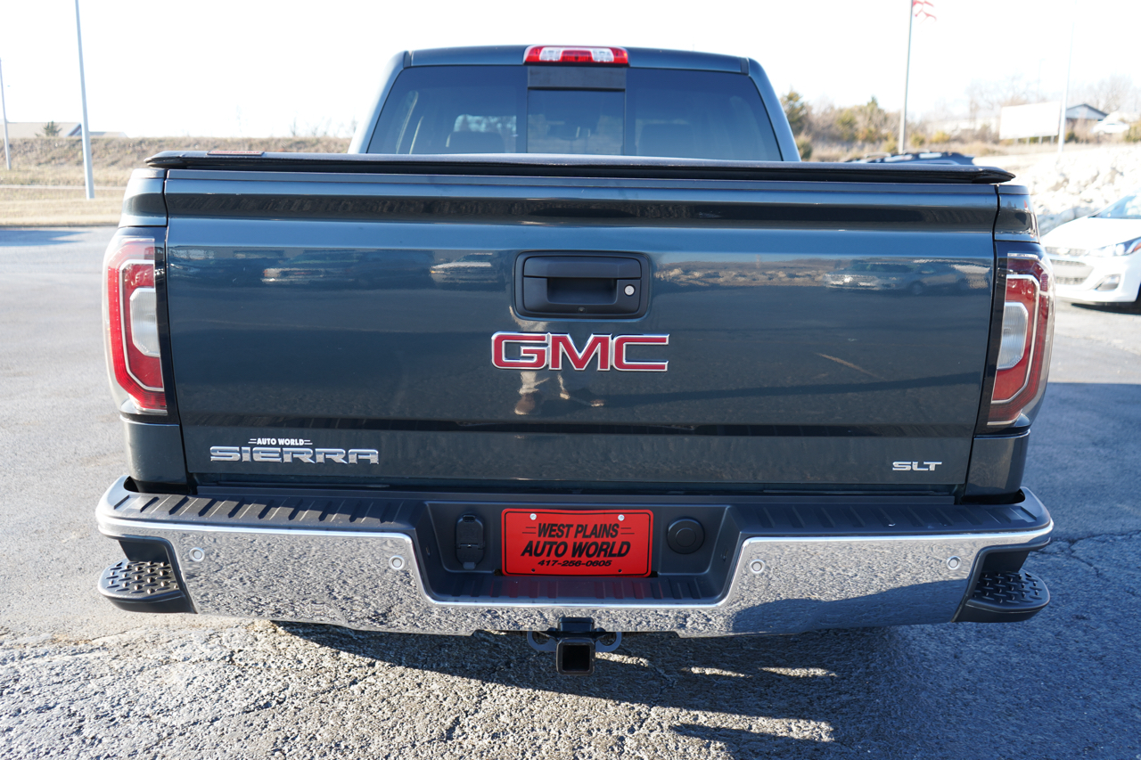 GMC Sierra 1500 4WD Crew Cab 143.5" SLT 2018