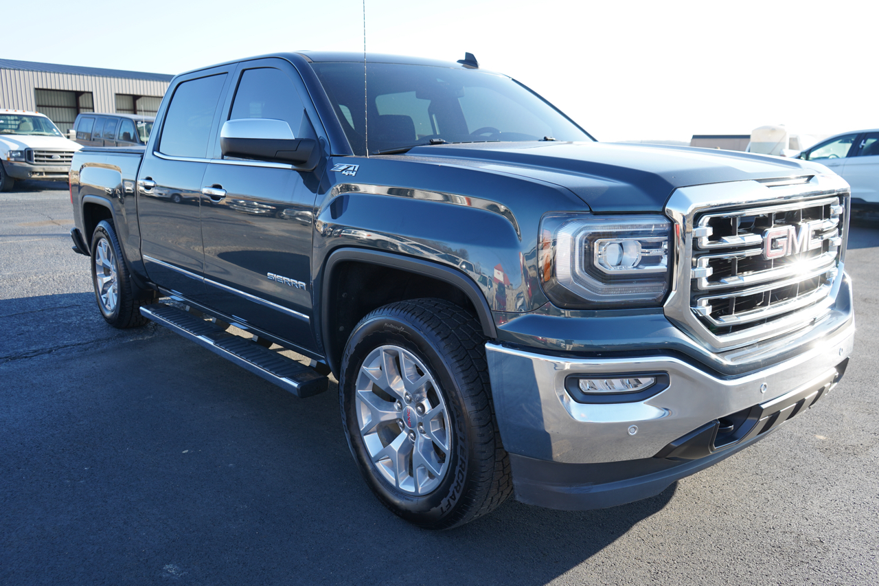 GMC Sierra 1500 4WD Crew Cab 143.5" SLT 2018