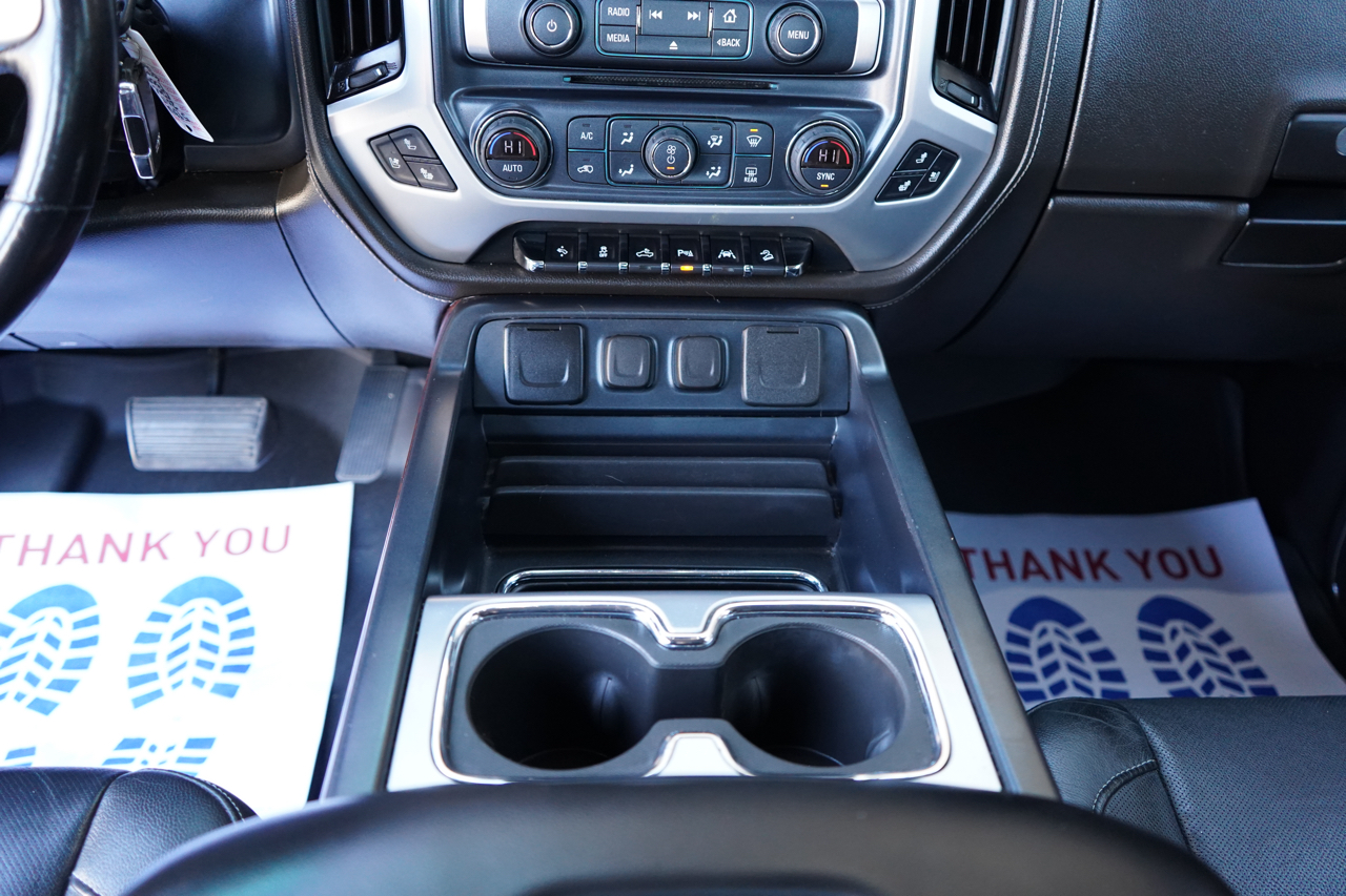 GMC Sierra 1500 4WD Crew Cab 143.5" SLT 2018