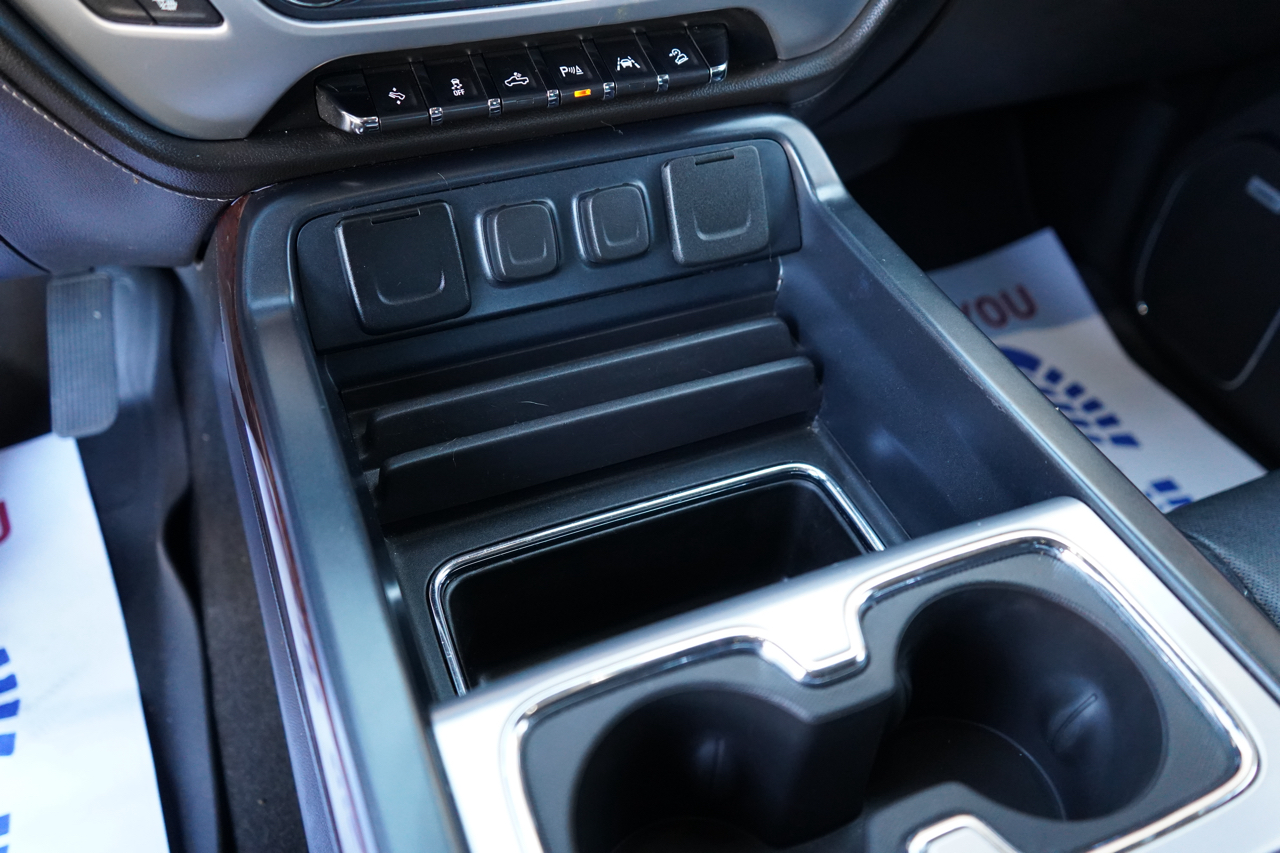 GMC Sierra 1500 4WD Crew Cab 143.5" SLT 2018