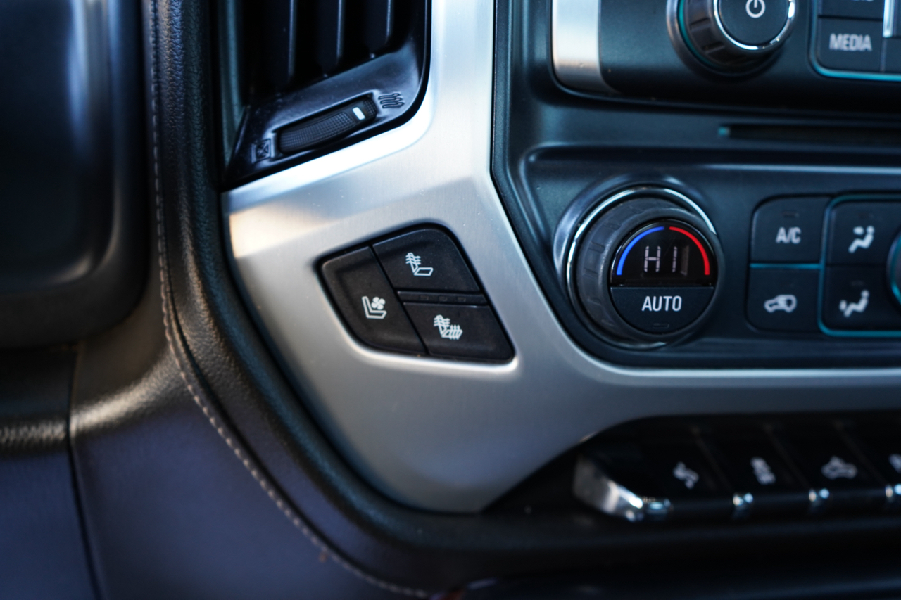 GMC Sierra 1500 4WD Crew Cab 143.5" SLT 2018