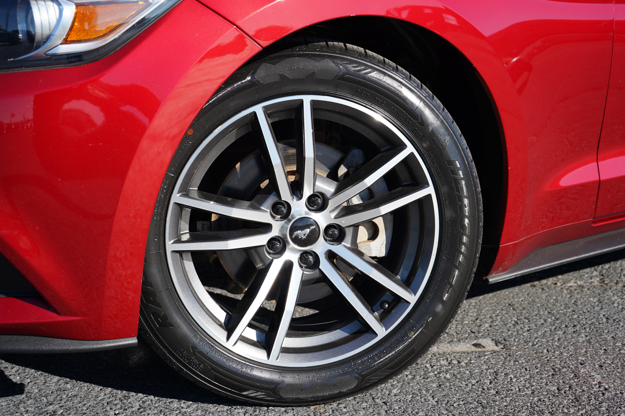 Ford Mustang 2dr Fastback EcoBoost Premium 2017