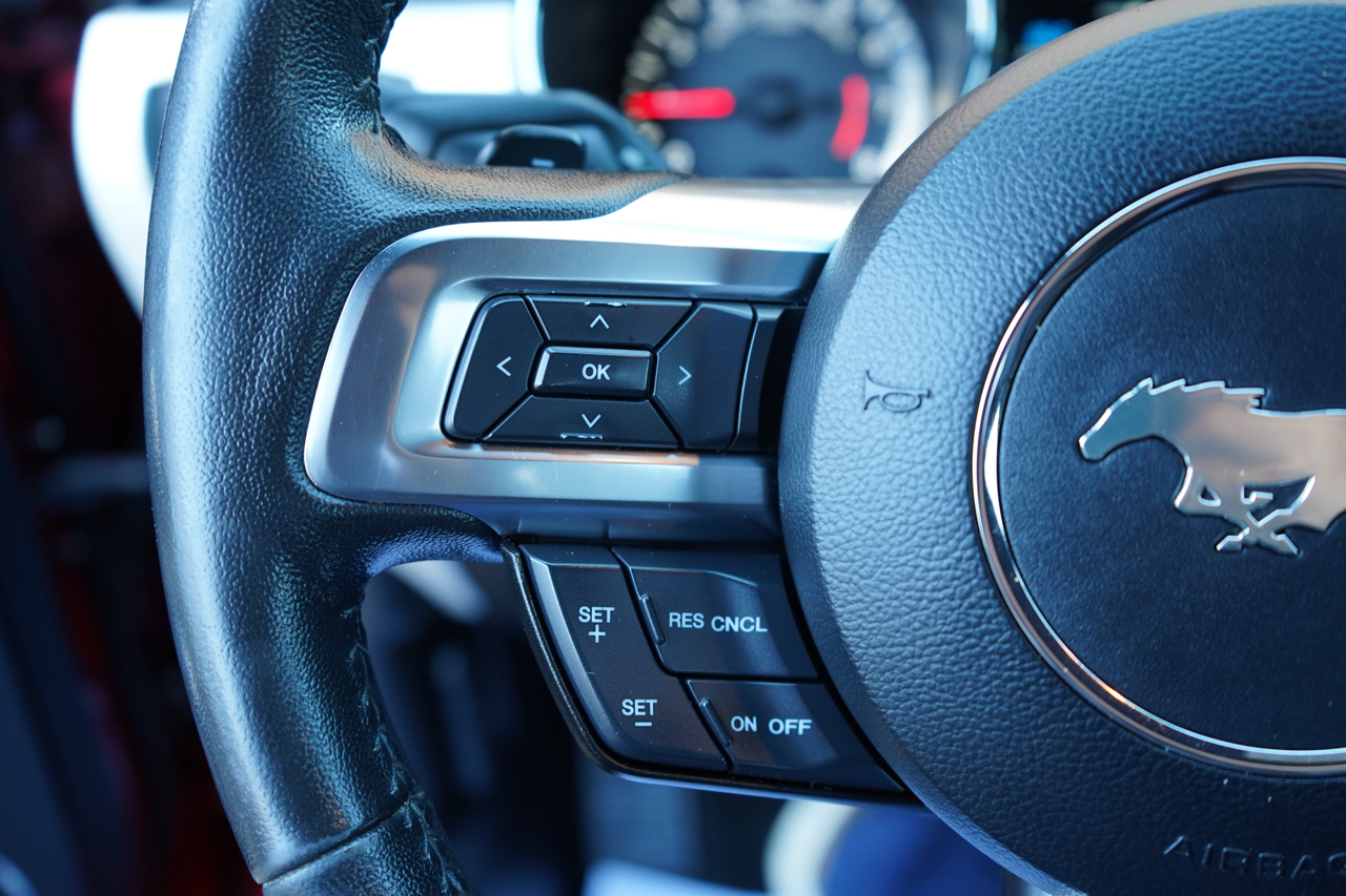 Ford Mustang 2dr Fastback EcoBoost Premium 2017