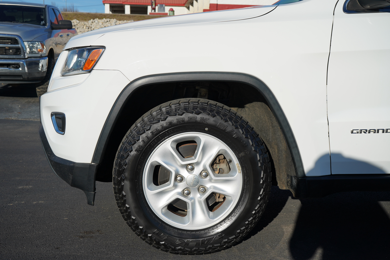 Jeep Grand Cherokee 4WD 4dr Laredo 2016