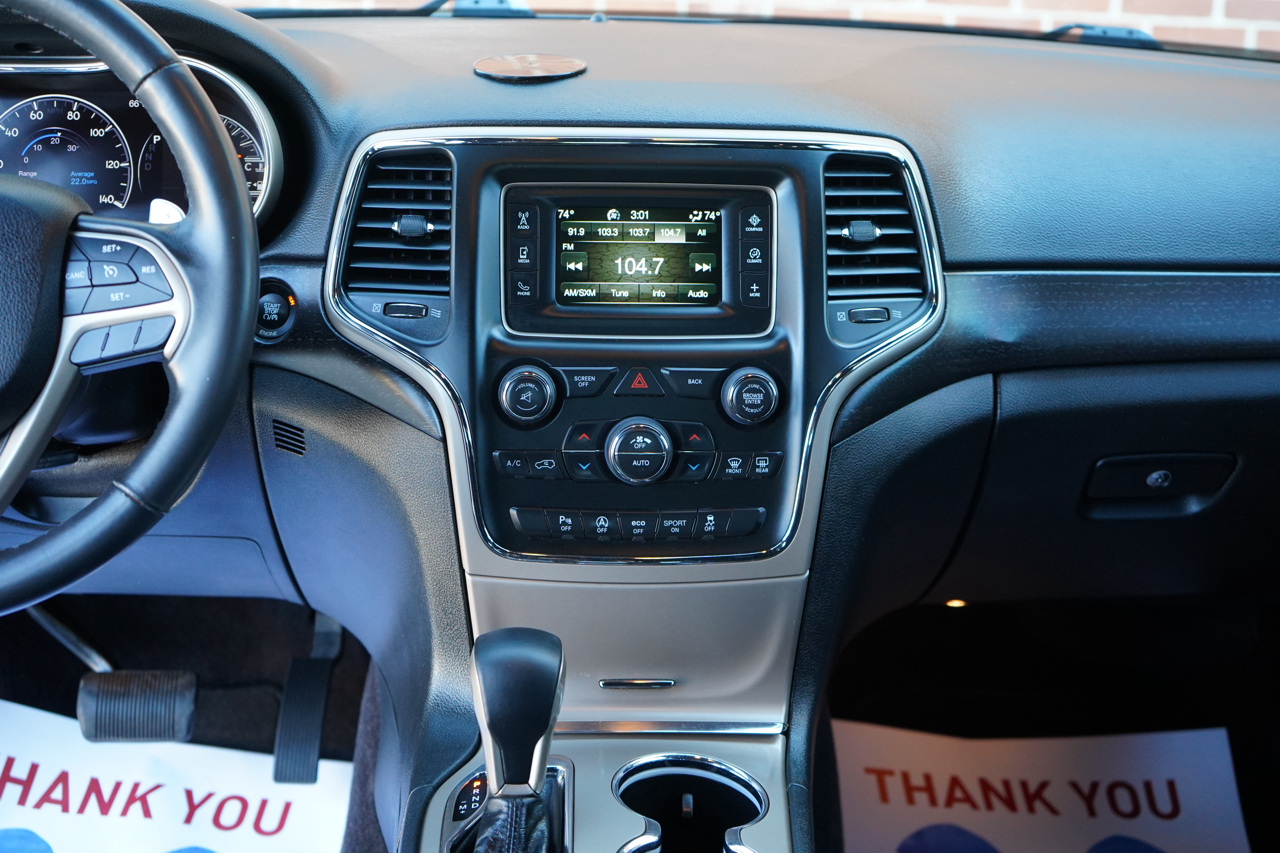 Jeep Grand Cherokee 4WD 4dr Laredo 2016