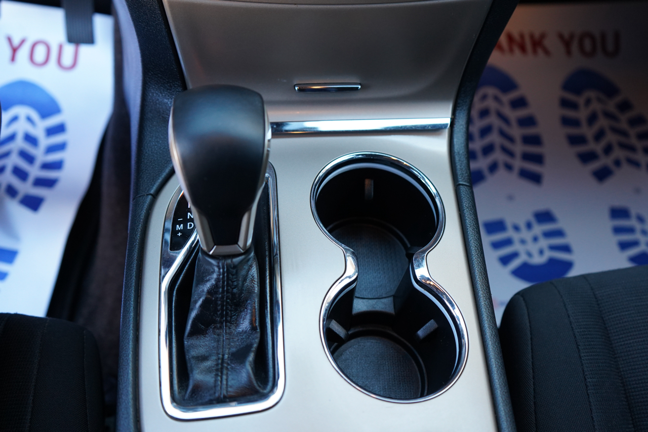 Jeep Grand Cherokee 4WD 4dr Laredo 2016