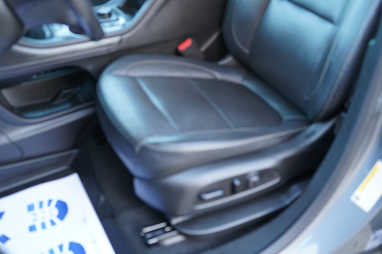 GMC Acadia FWD 4dr SLT 2020