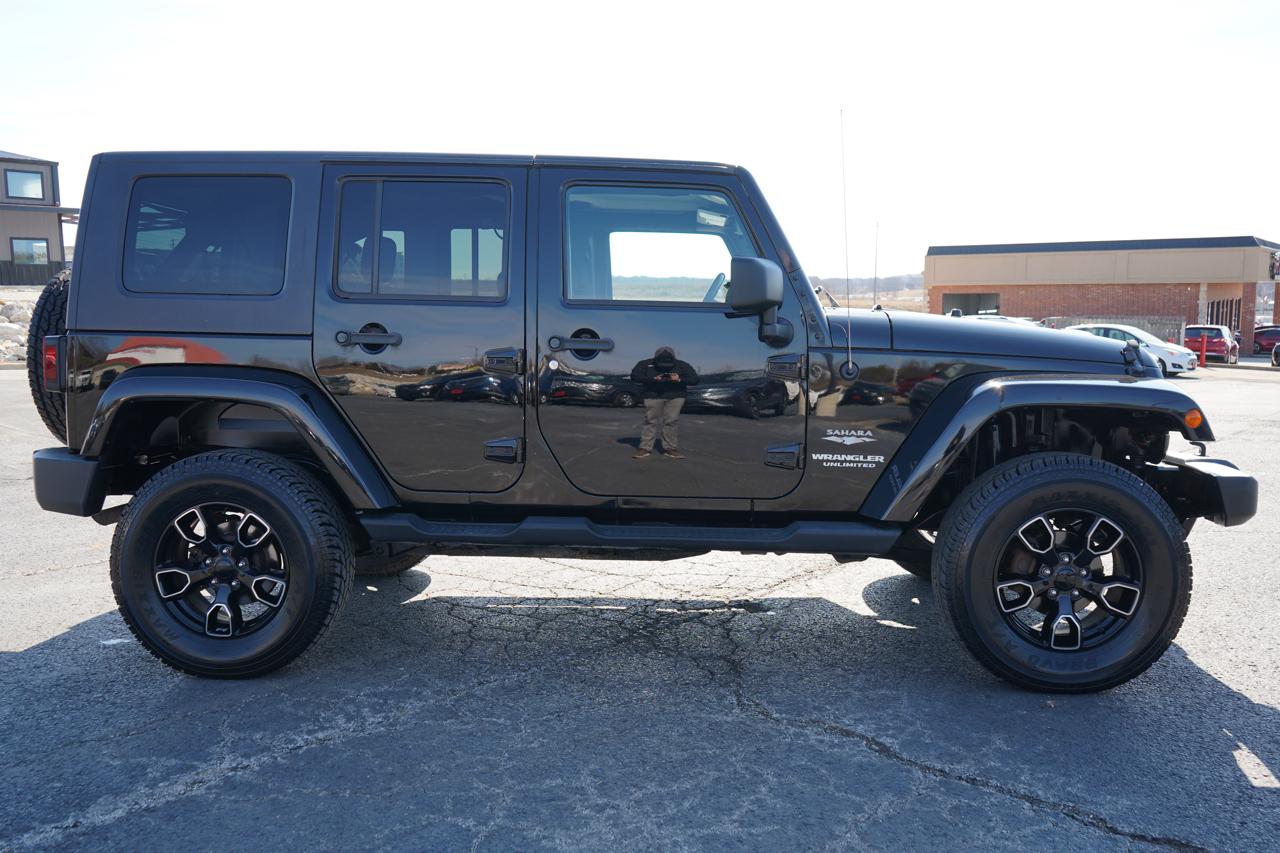 Jeep Wrangler 4WD 4dr Unlimited Sahara 2008