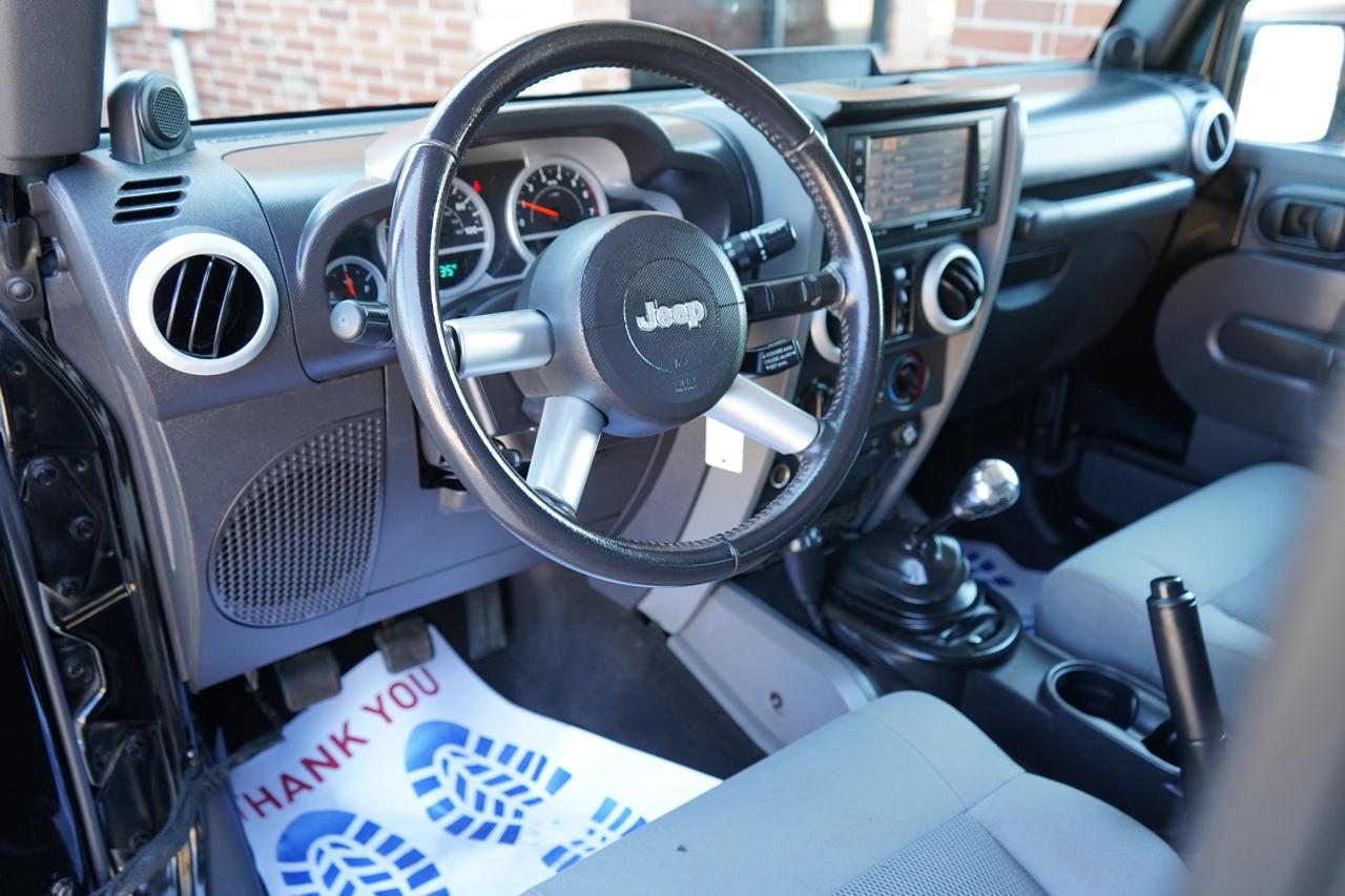 Jeep Wrangler 4WD 4dr Unlimited Sahara 2008