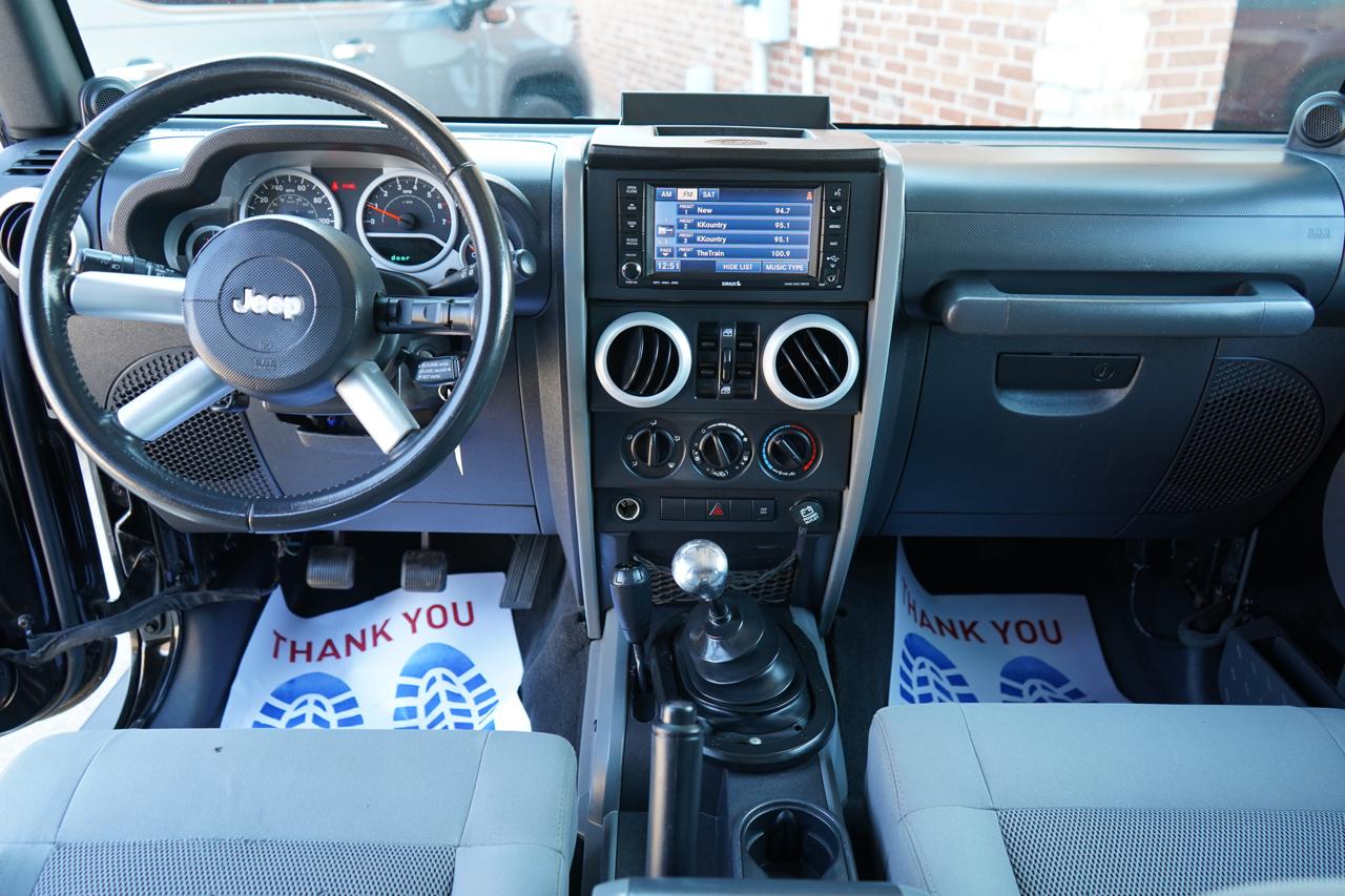 Jeep Wrangler 4WD 4dr Unlimited Sahara 2008