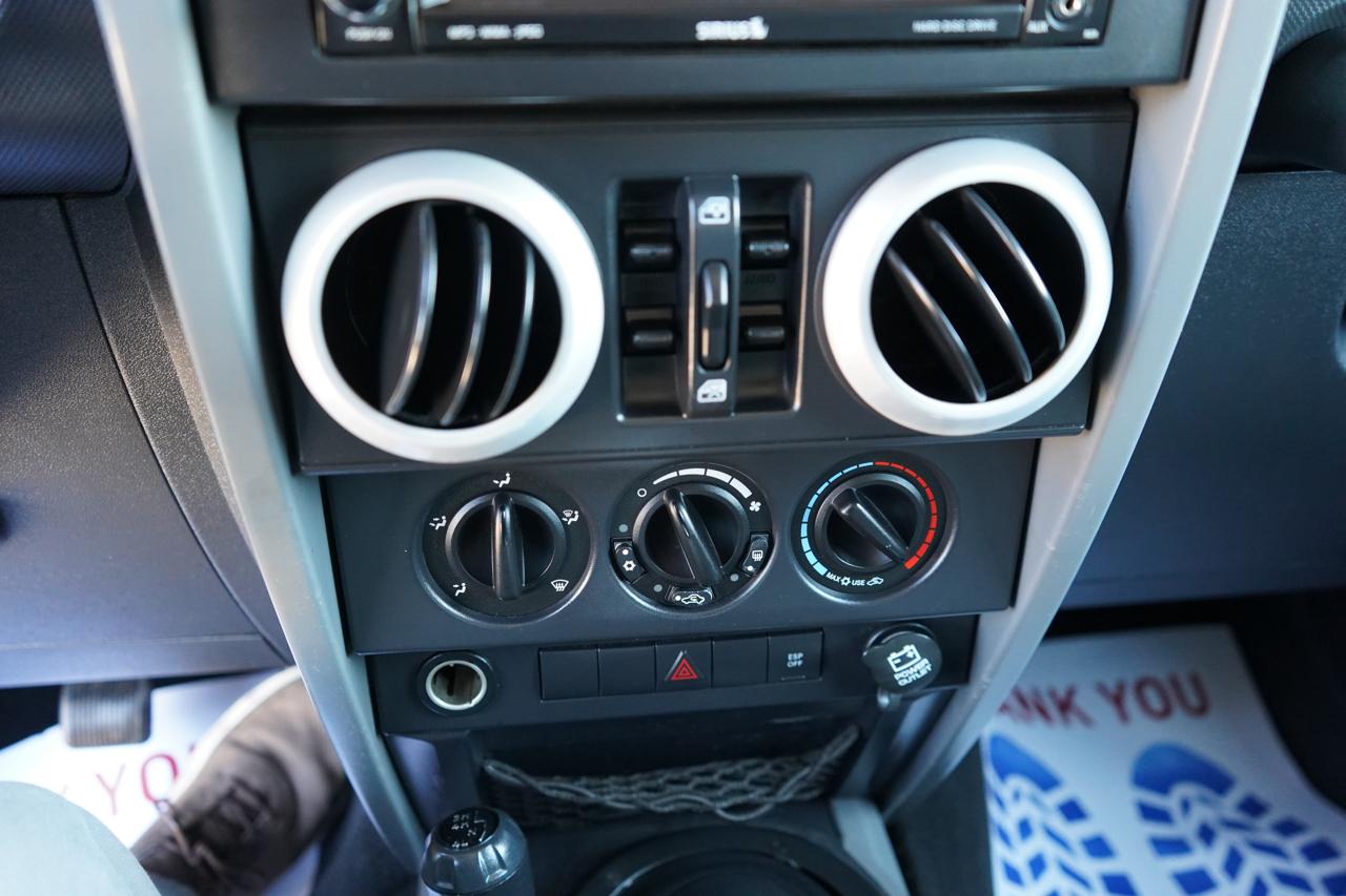 Jeep Wrangler 4WD 4dr Unlimited Sahara 2008