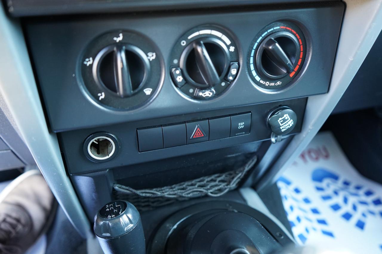 Jeep Wrangler 4WD 4dr Unlimited Sahara 2008