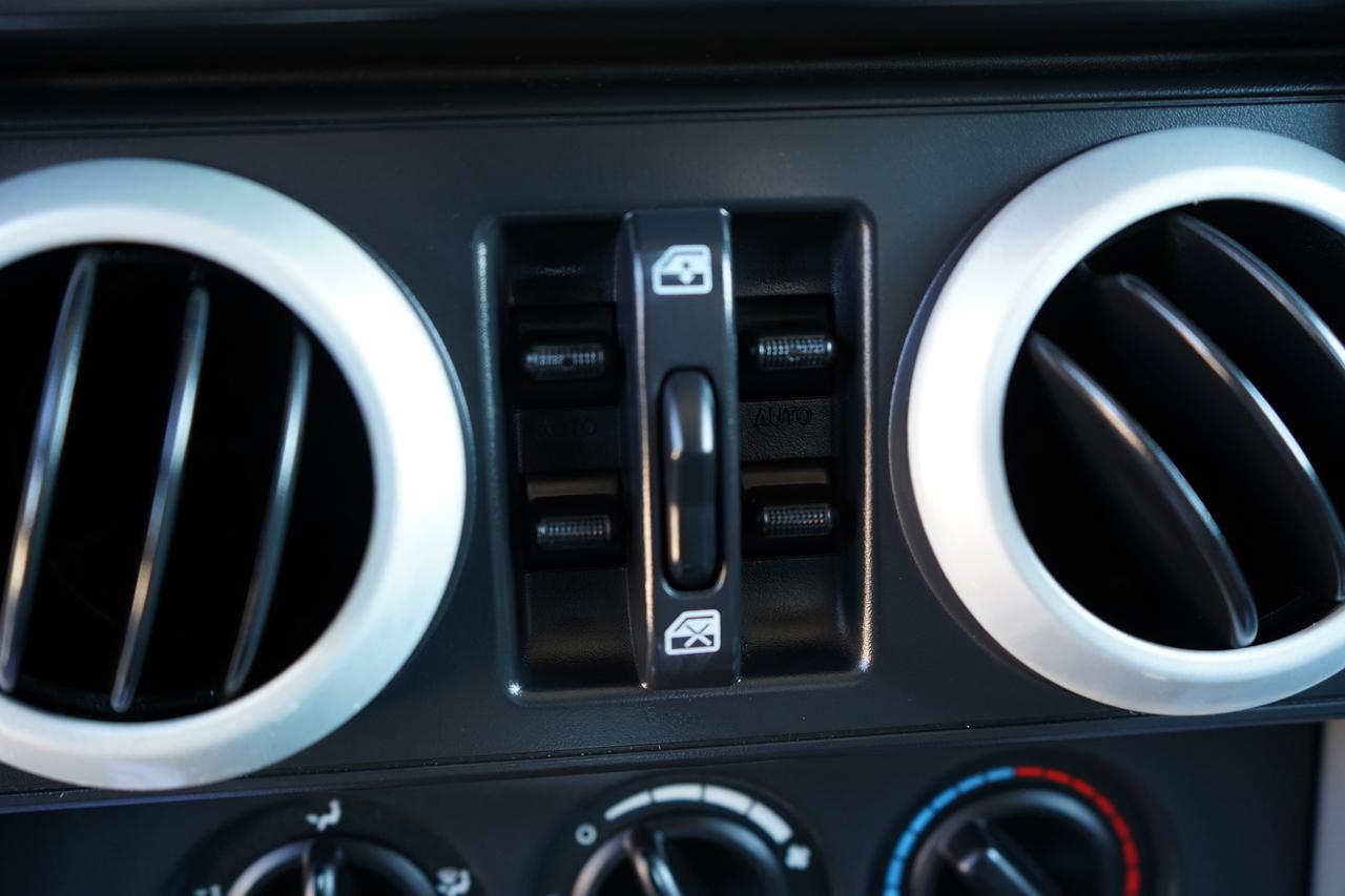 Jeep Wrangler 4WD 4dr Unlimited Sahara 2008