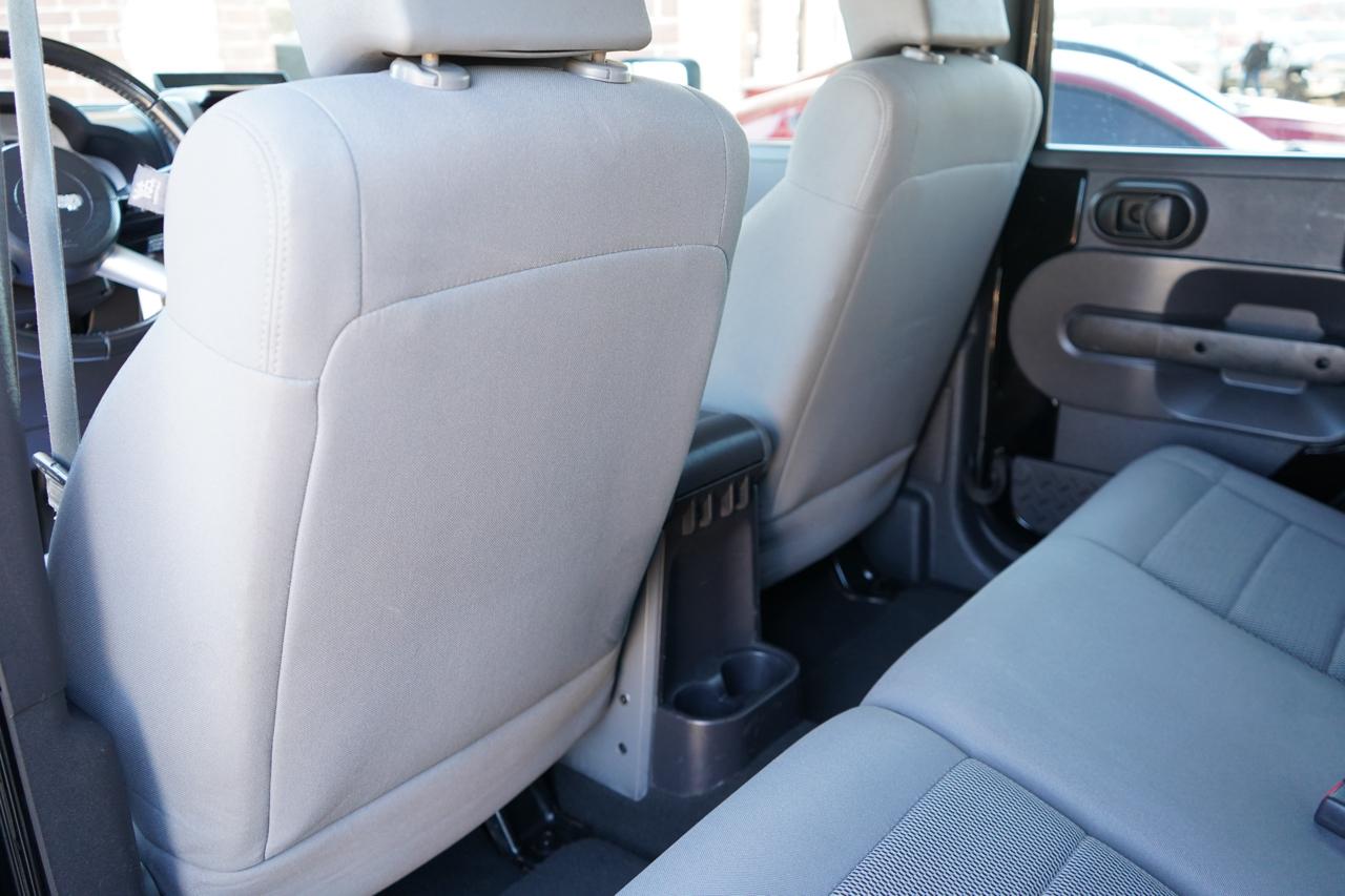 Jeep Wrangler 4WD 4dr Unlimited Sahara 2008