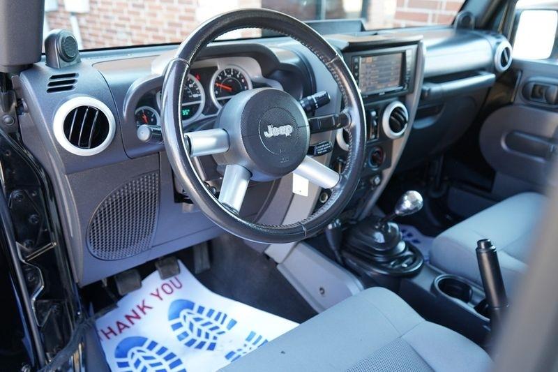 Jeep Wrangler 4WD 4dr Unlimited Sahara 2008