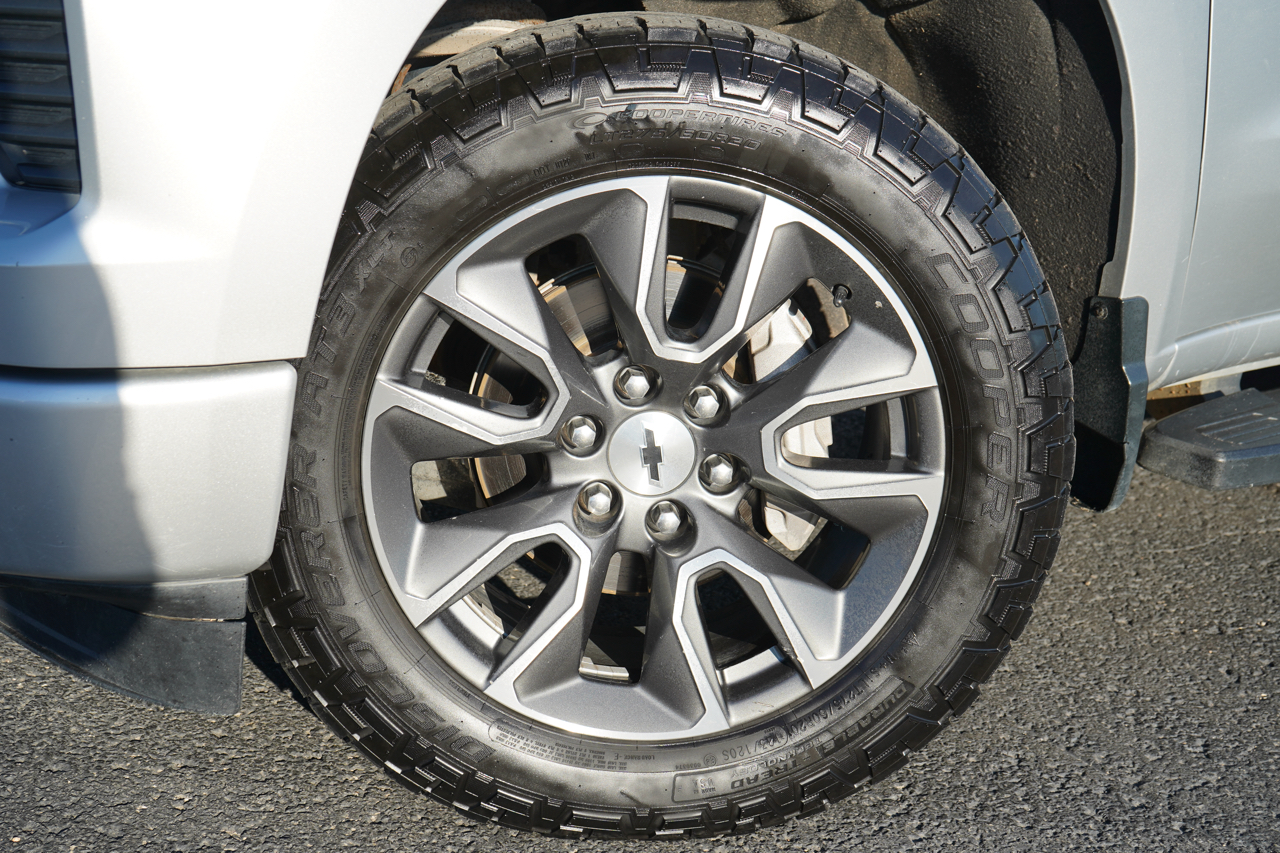 Chevrolet Silverado 1500 4WD Crew Cab 147" RST 2022