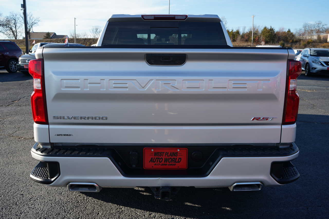 Chevrolet Silverado 1500 4WD Crew Cab 147" RST 2022