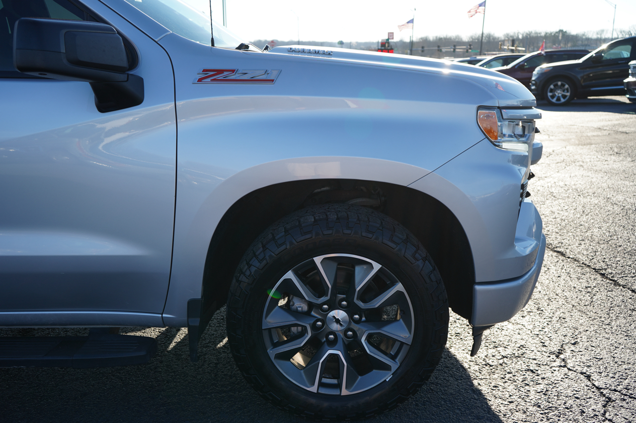 Chevrolet Silverado 1500 4WD Crew Cab 147" RST 2022