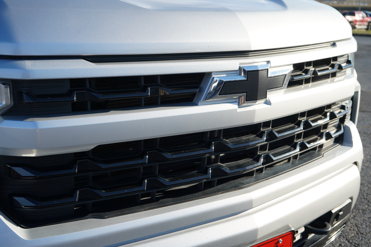 Chevrolet Silverado 1500 4WD Crew Cab 147" RST 2022