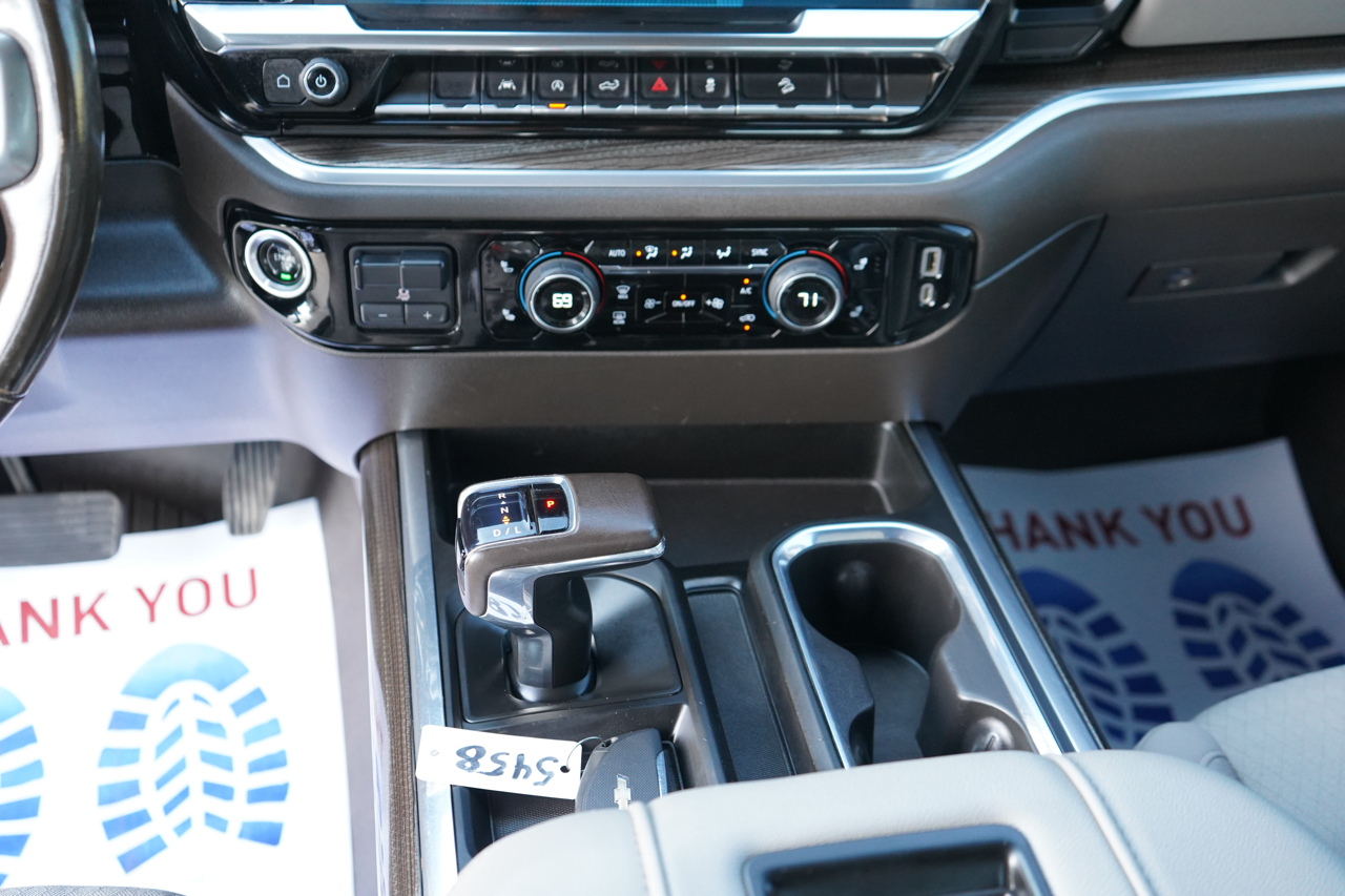 Chevrolet Silverado 1500 4WD Crew Cab 147" RST 2022